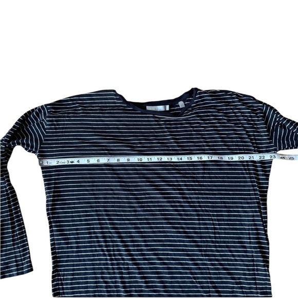 Vince XS Pima Cotton Basics Top Striped Navy White Thin Soft - Picture 6 of 8